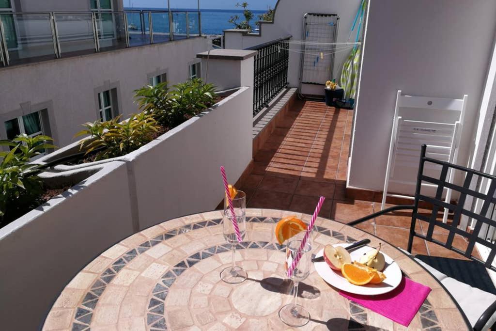 Schoene Wohnung Direkt Am Meer Mit Meerblick, Wlan Puerto De Mogan Eksteriør billede